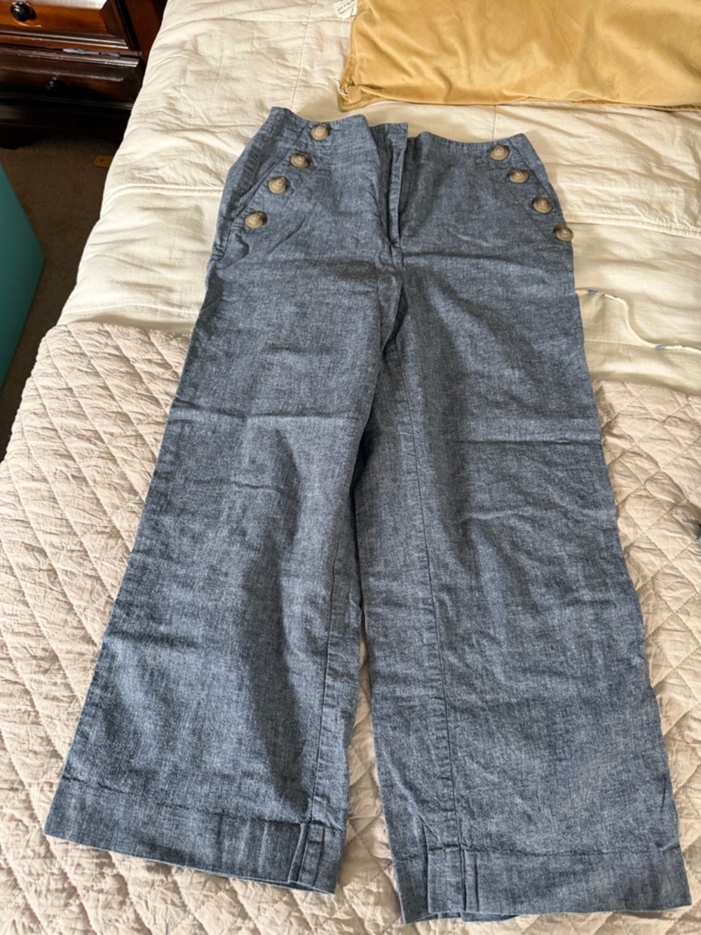 High-Waist Wide Leg Button Detail Pants - Denim